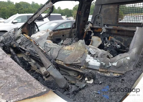 2004 Ford F-350 Xl/Xlt z USA, uszkodzony, nr VIN 1FDSF35P34ED36311